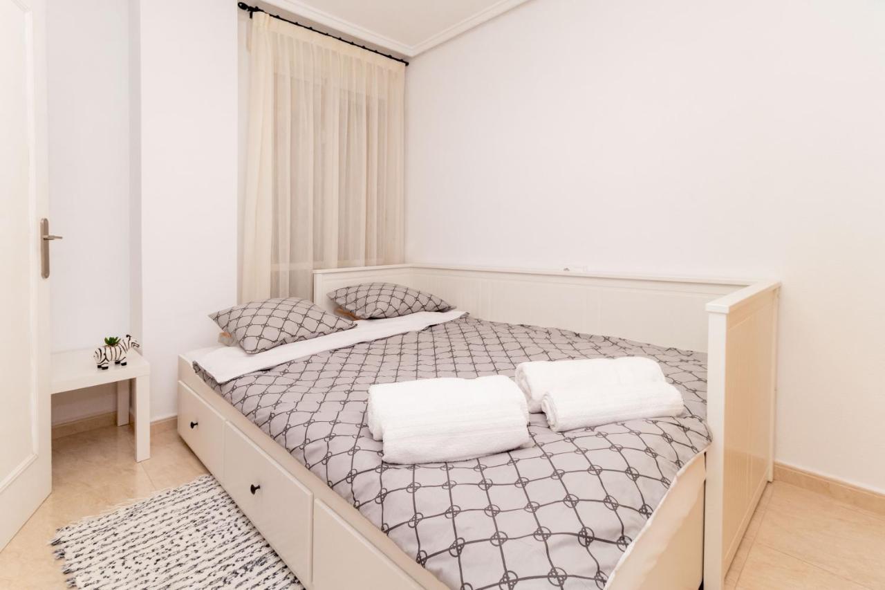 Apartament Apartamento Asta Torrevieja Zewnętrze zdjęcie